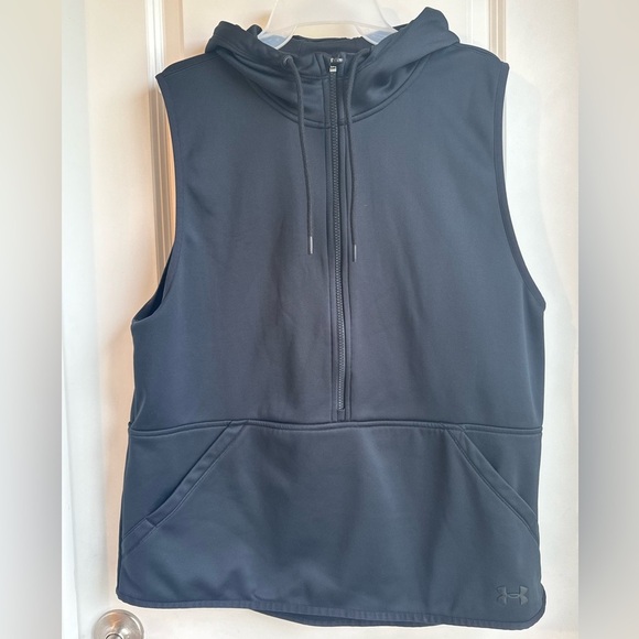 Women’s Under Armour Coldgear Storm Black 3/4 Zip Hooded vest. Size XL - Picture 1 of 7